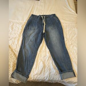 Judy Blue Jeans with Drawstring Waist